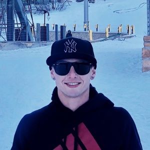 Meet your Posher, Felipe